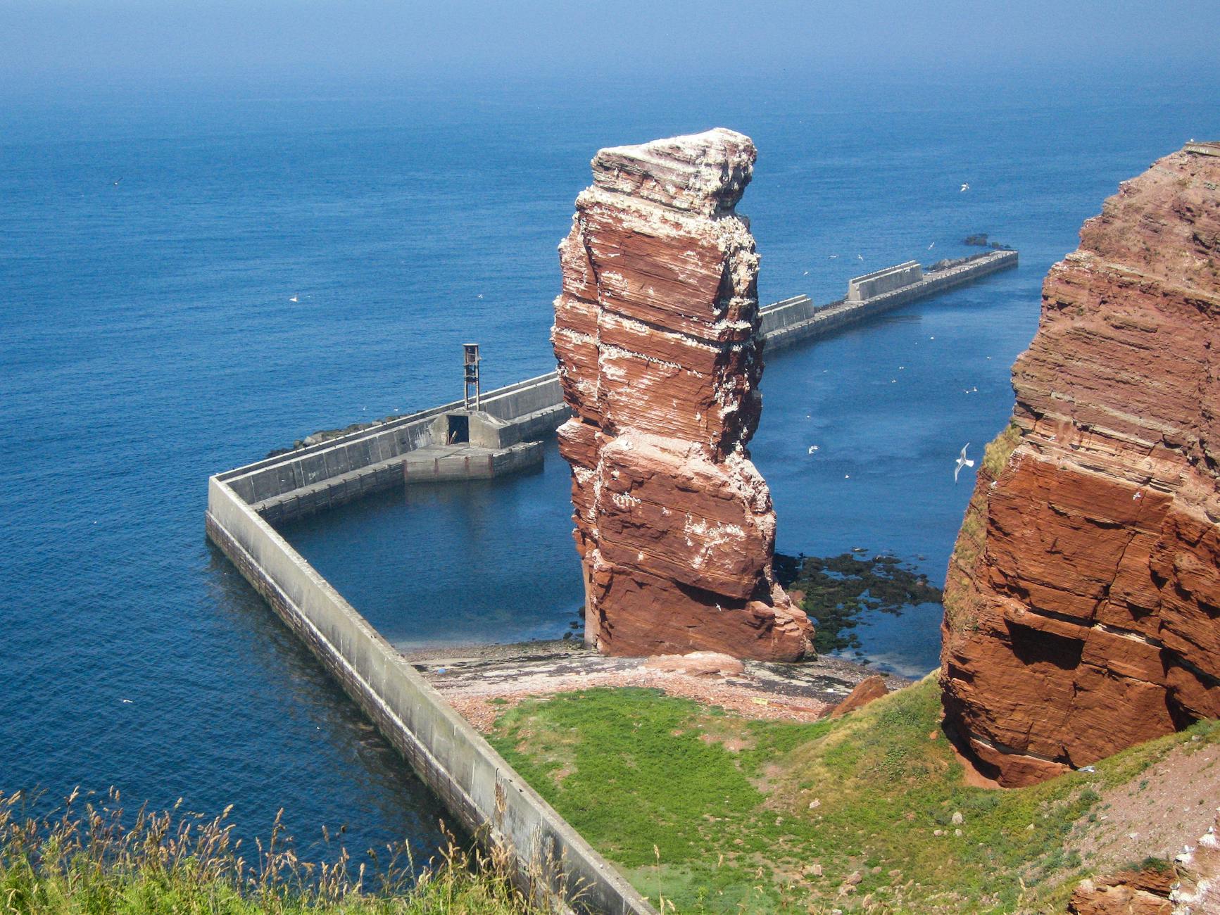 Du betrachtest gerade Helgoland: Eine Insel mit bewegter Geschichte und einzigartiger Natur