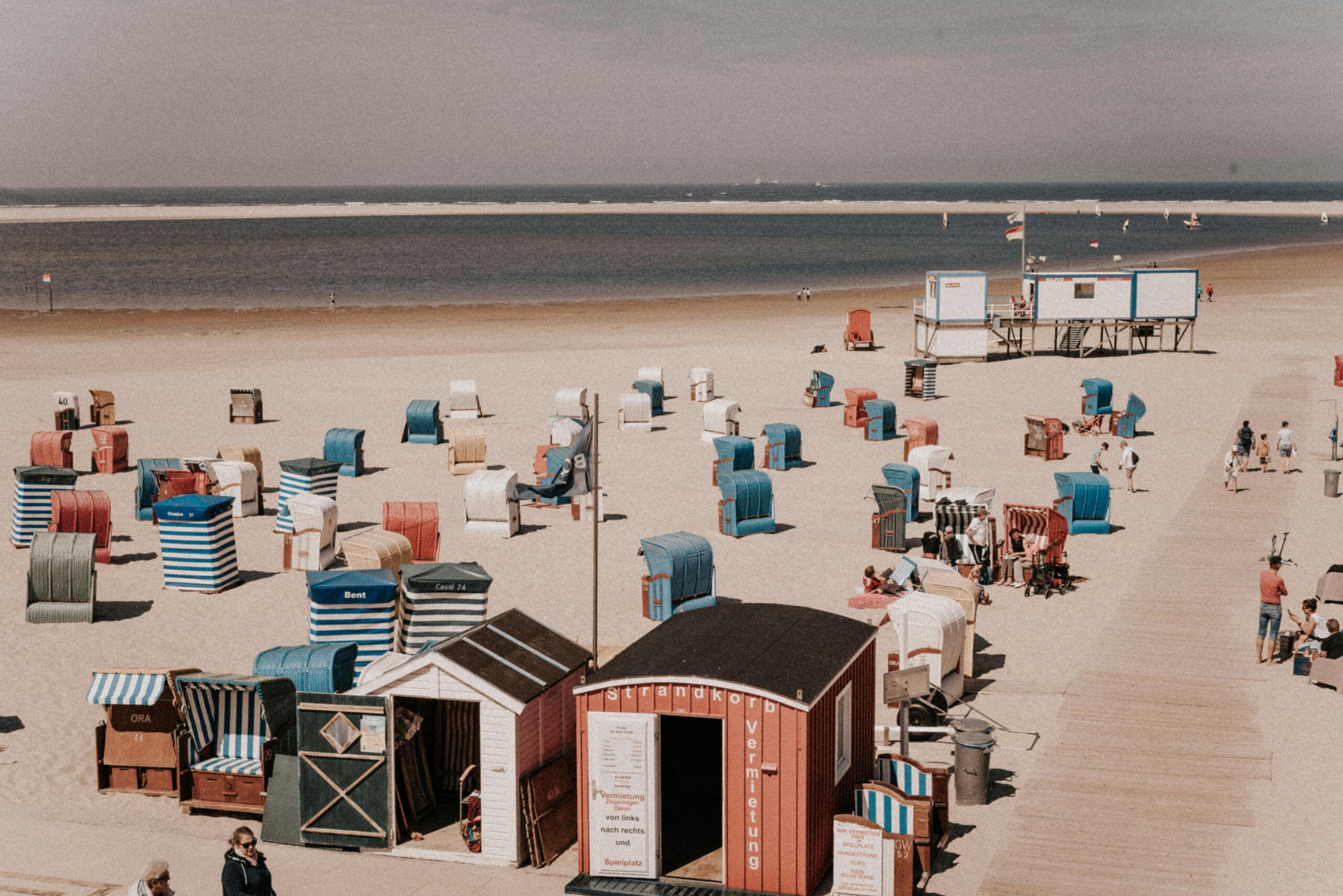 Kostenloses Stock Foto zu azurblauen wasser, borkum, deutscher strandurlaubsort